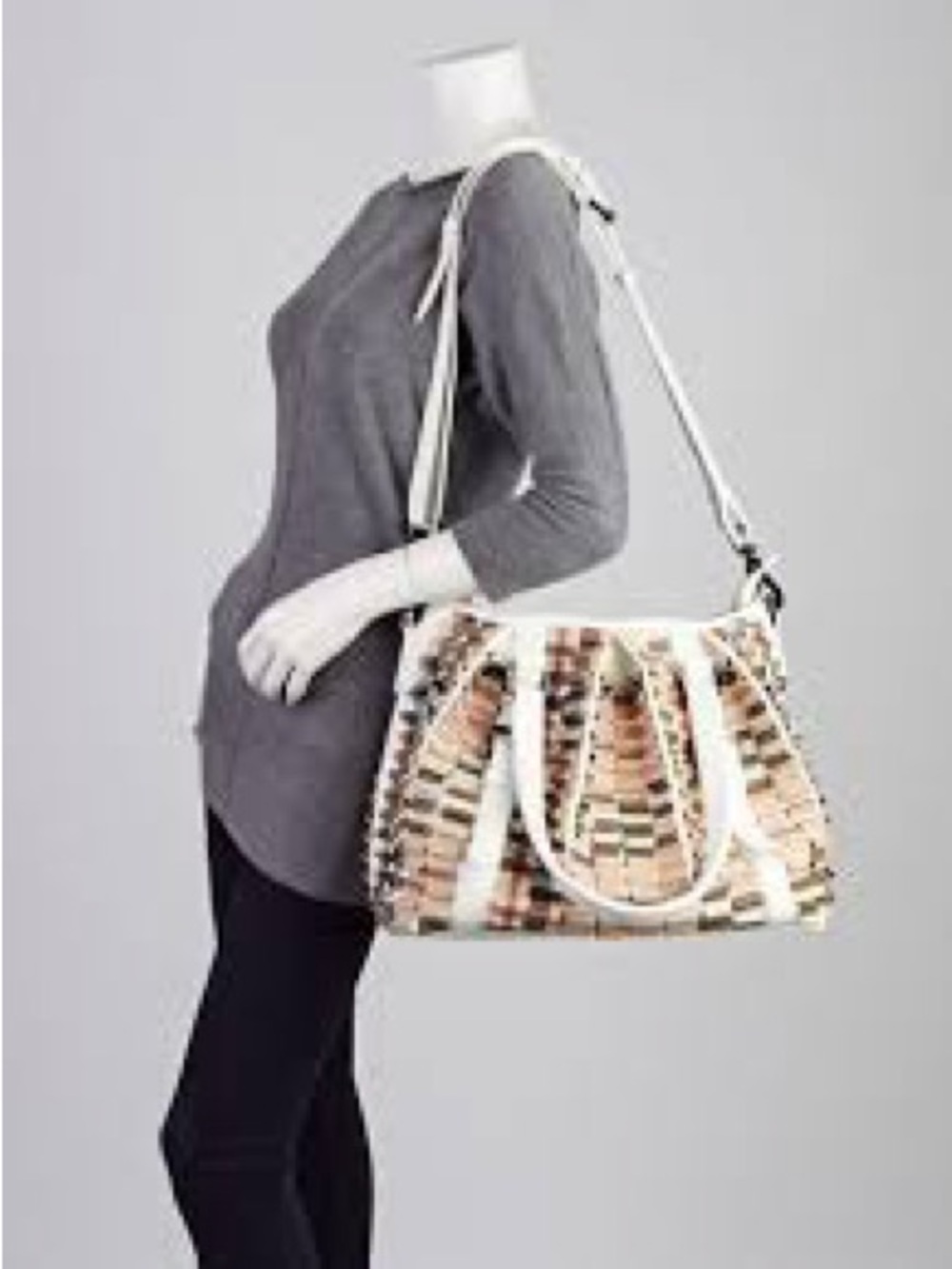 ⭐️🔥RARE Burberry Runway Prorsum "Lowry" Cartridge Pleat Tote Authentic - Picture 2 of 16